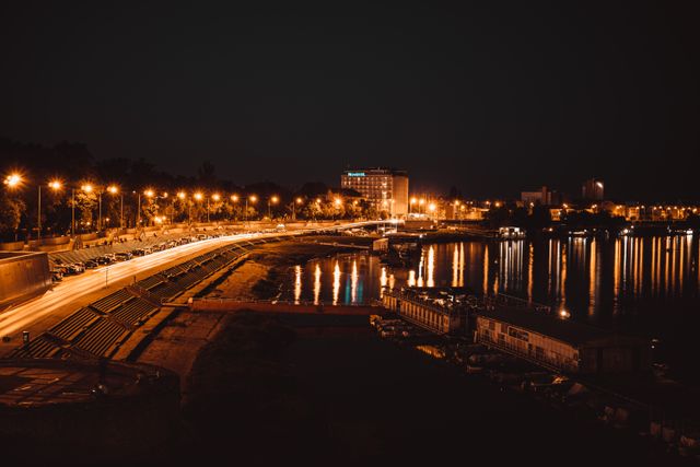 Pogled iz vazduha na splav u Beogradu